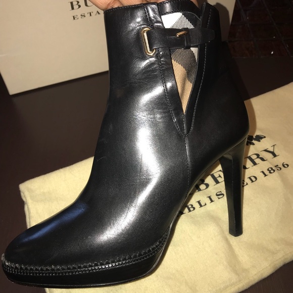 Authentic Burberry ankle boots - Picture 5 of 5